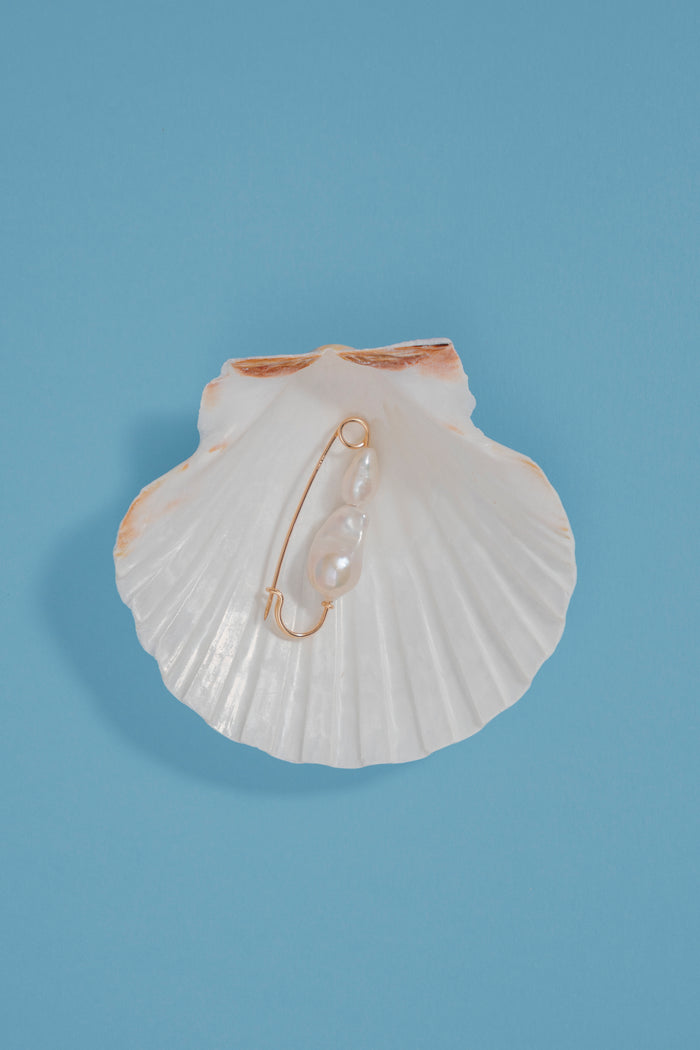 Baroque Pin