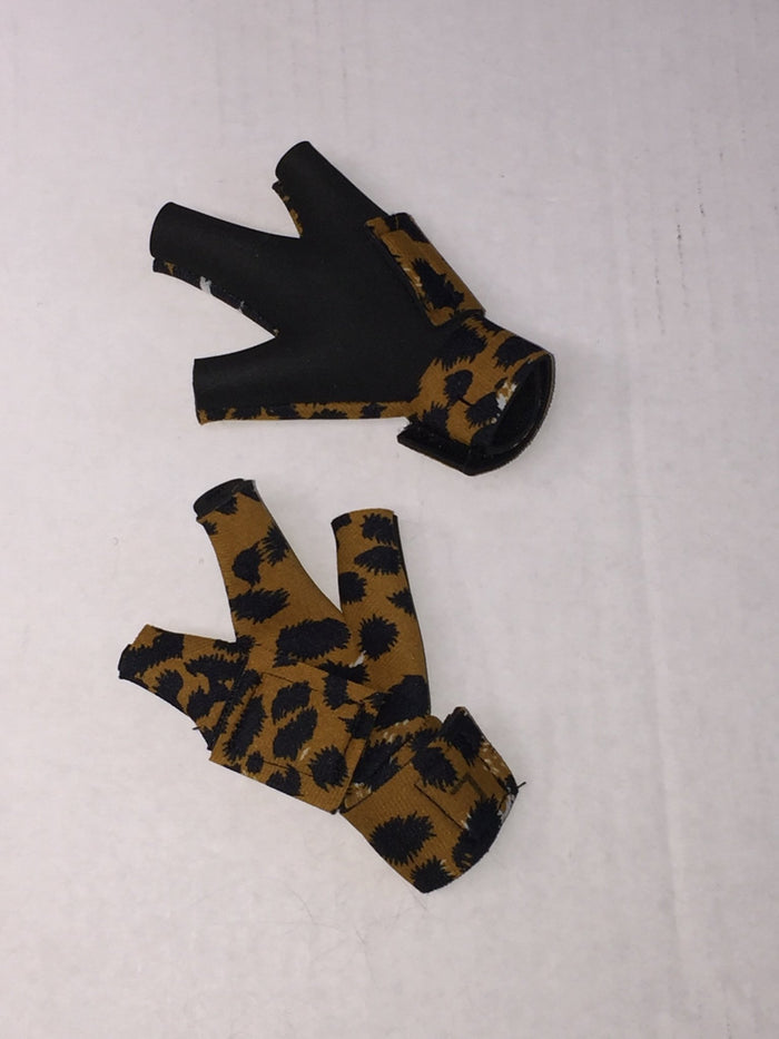 Chicken Pair Small (2.25" W x 2" L) / Leopard