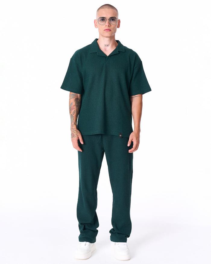 Martin Valen Breeze Fit men's tracksuit in dark green, front mid-body view with polo collar and short sleeves