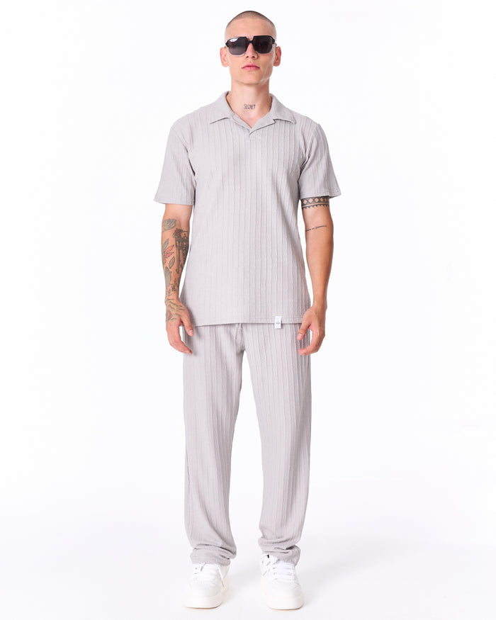 Martin Valen Breeze Fit men's gray tracksuit, front mid-body view showing open collar and ribbed texture