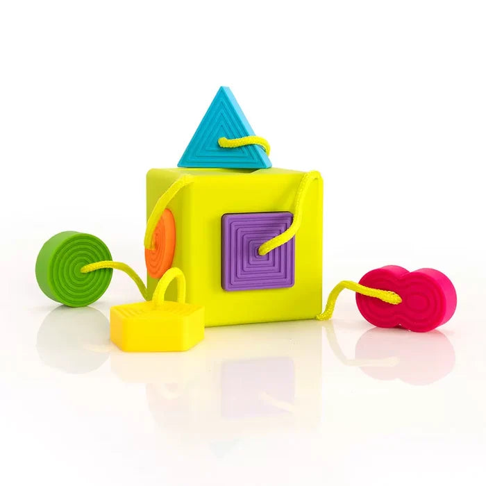 Fat Brain Oombee Cube