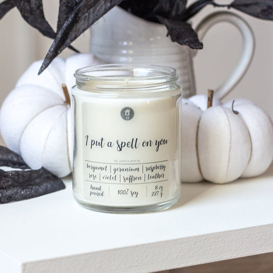 Halloween Candle I put a spell on you - 8 oz | Bergamot + Geranium + Rose + Violet + Raspberry + Saffron + Leather +Vetiver - Jarful House