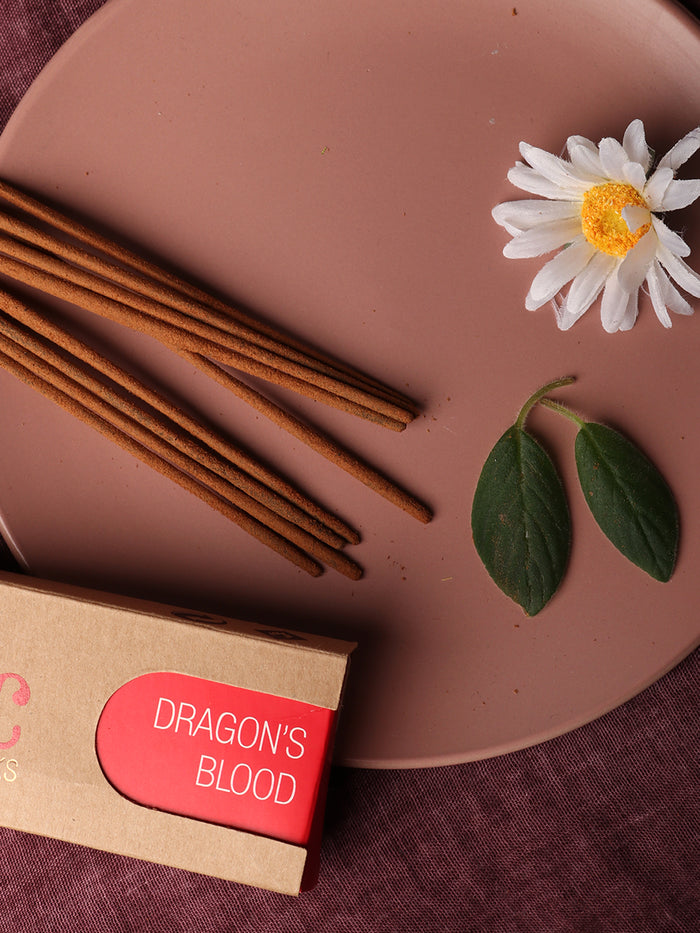 Organic Incense Dragon's Blood | One Colour-Image 1