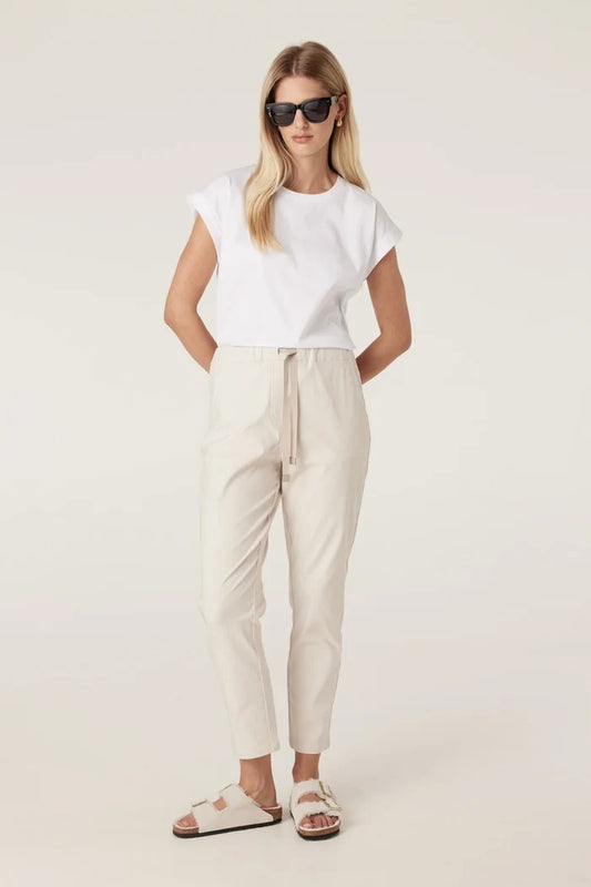 PIMA TEE | White - Darling & Domain