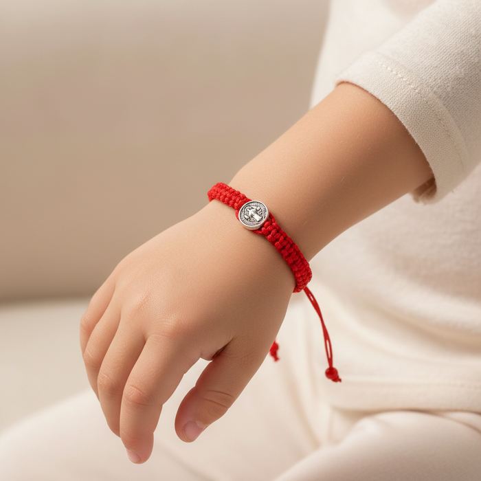 Red String Protection Bracelet for Kids – Saint Benedict Medallion Adjustable Cord – Mal de Ojo Protection, Religious Catholic Gift for Children (12 Pack) (LRB02A)