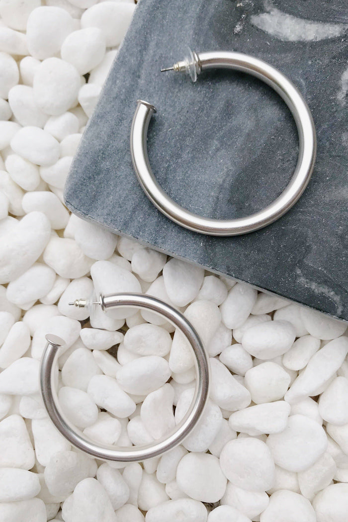 Upper Class Taste Hoop Earrings - Taryn x Philip Boutique
