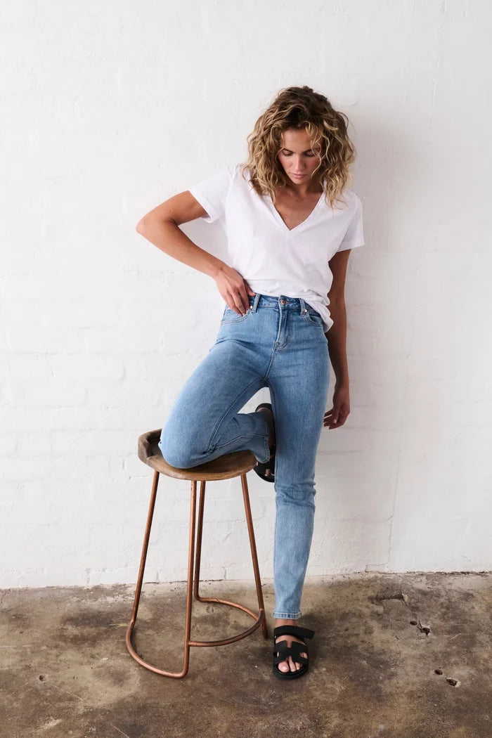 VACAY JEAN | Long 70s Blue - Darling & Domain