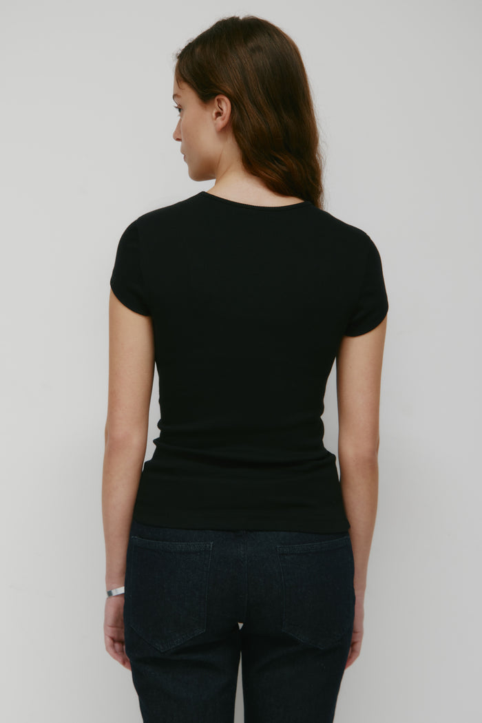 Women’s 90’s Tee in Black